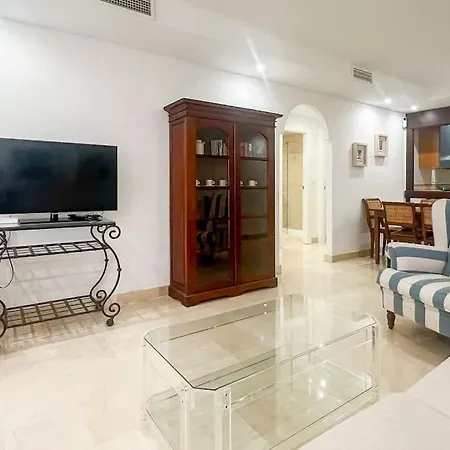Oleholidays Oasis Junto A Puente Apartment Marbella
